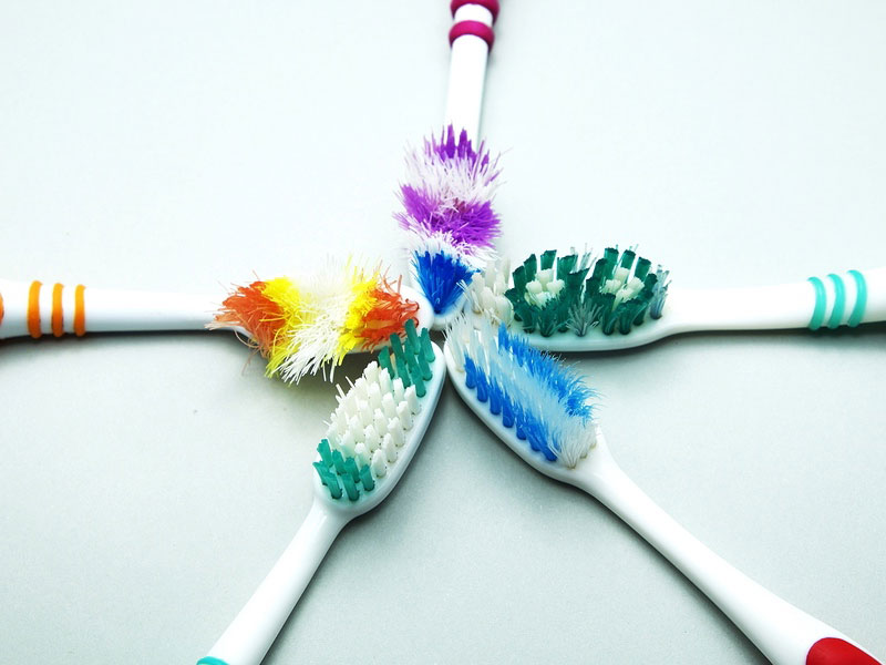Featured image for “How Often Should I Replace My Toothbrush?”